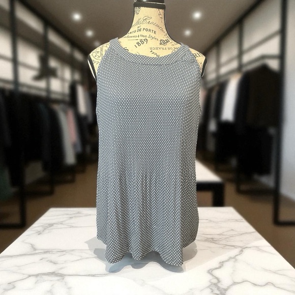 Adrianna Papell Tops - Adrianna Papell Gray Sleeveless Top NWT